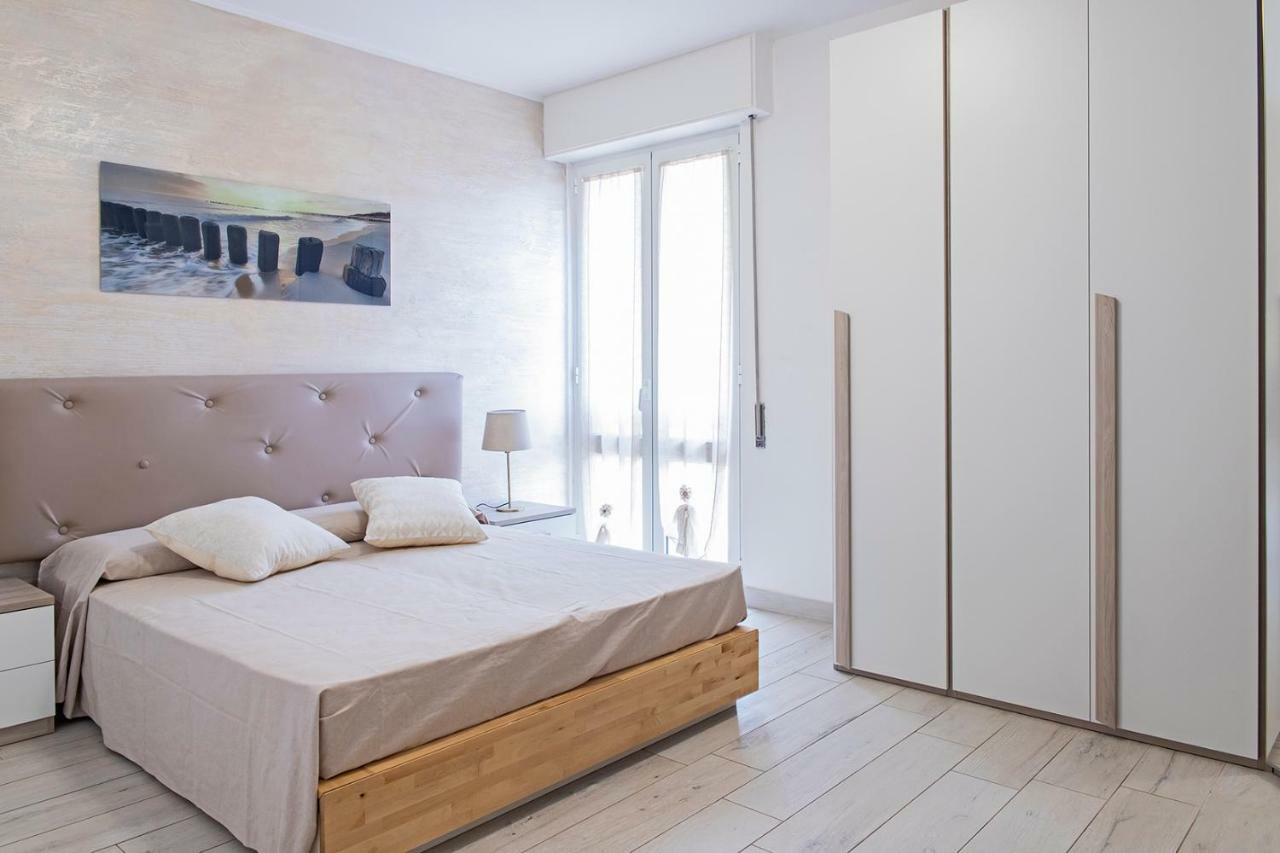 Appartamento Alex Vista Mare Lido di Camaiore Exterior foto